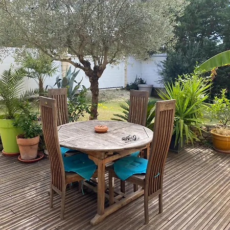 Gite Clarimor Holiday home Puygiron